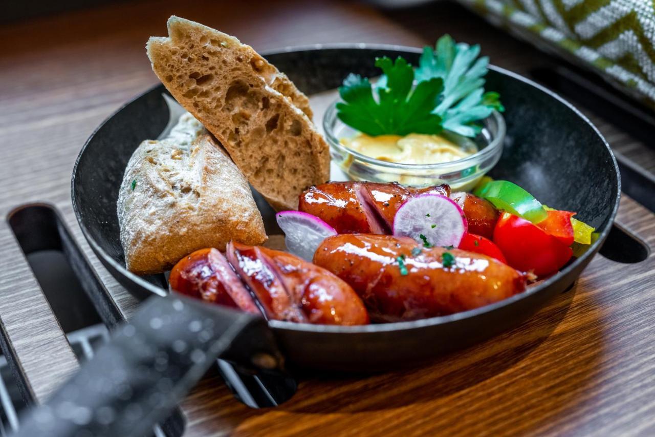 Hotel Mrak Ljubljana Kültér fotó