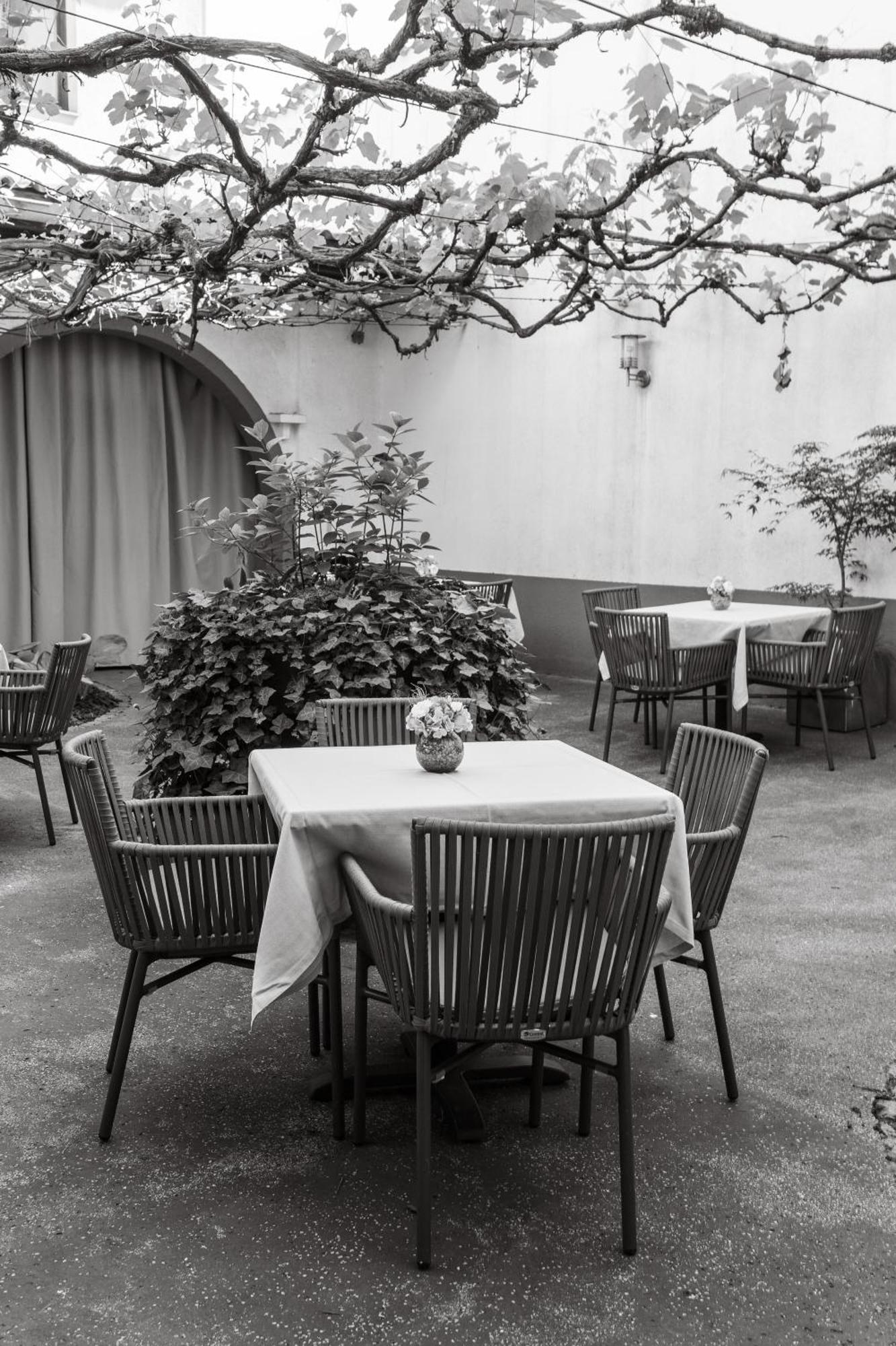 Hotel Mrak Ljubljana Kültér fotó