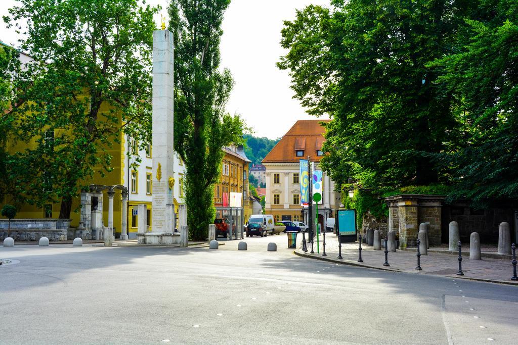 Hotel Mrak Ljubljana Kültér fotó