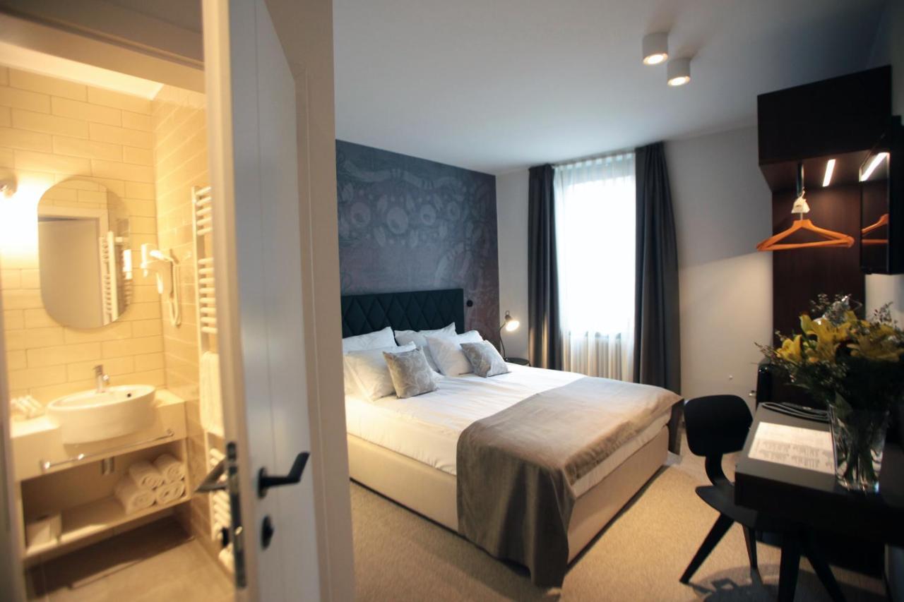 Hotel Mrak Ljubljana Kültér fotó
